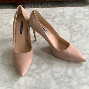 Stuart Weitzman  pink/nude suede pump size 8.5